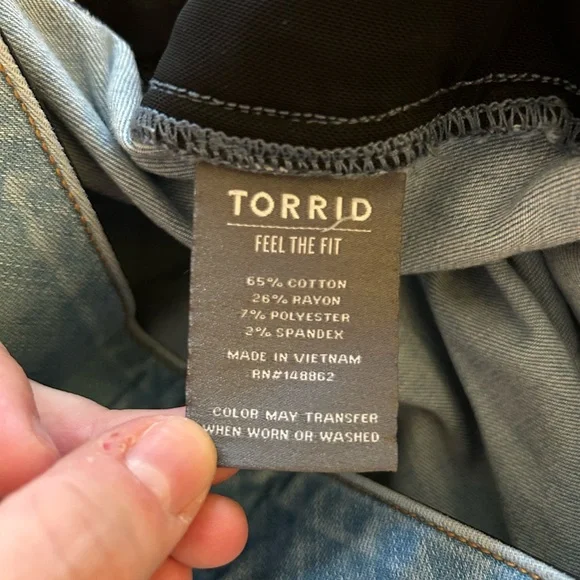 Women's Light Blue Jeans - Picture 3 of 5